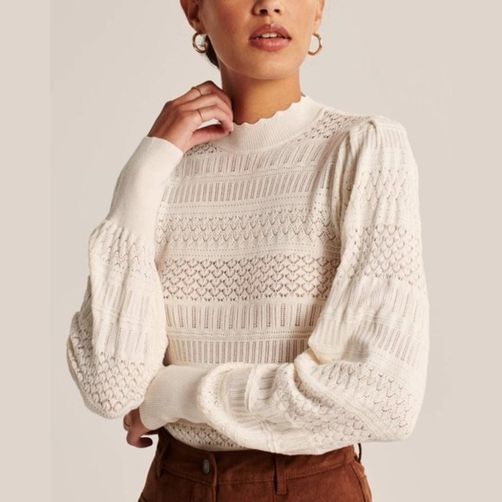 Abercrombie & Fitch Mock Neck Sweater